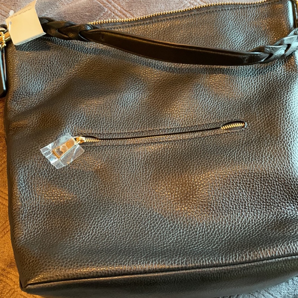 Beautiful NWT Coach Abby leather bag. - Picture 5 of 6